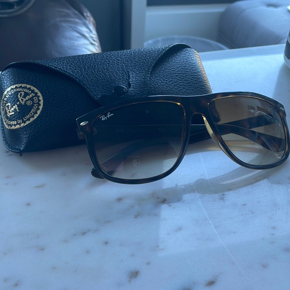 Ray Ban Tortoise Shell sunglasses